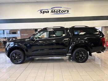 Used Nissan Navara 2021 for sale - 76558523: Photo