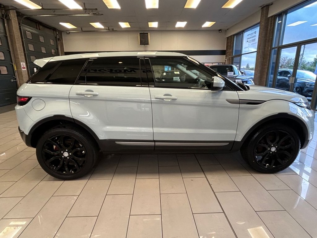 Used Land Rover Range Rover Evoque 2017 for sale - 76396100: Photo 8