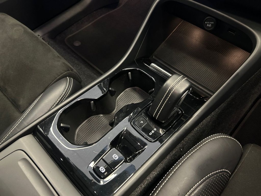 Used Volvo XC40 2018 for sale - 76724857: Photo 16