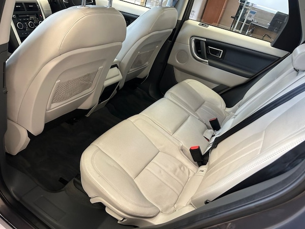 Used Land Rover Discovery Sport 2016 for sale - 76256795: Photo 22