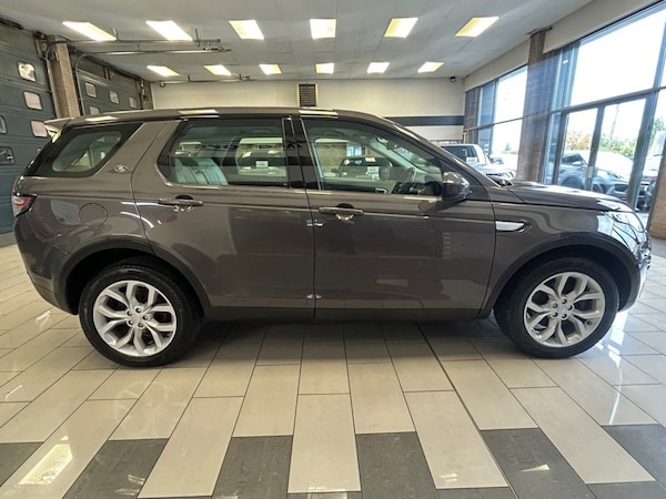 Used Land Rover Discovery Sport 2016 for sale - 76256795: Photo 8