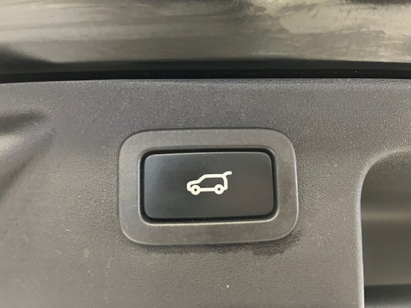 Used Land Rover Discovery Sport 2015 for sale - 76323317: Photo 20
