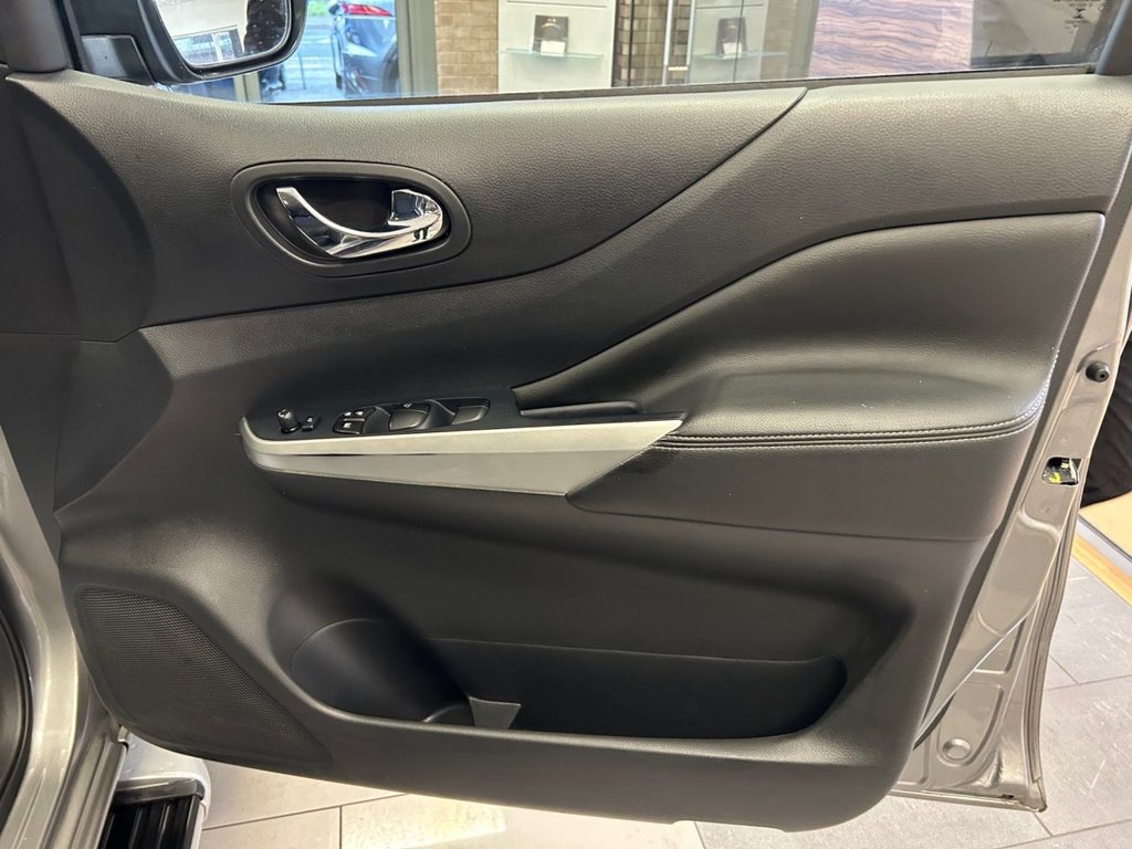 Used Nissan Navara 2020 for sale - 77369070: Photo 10