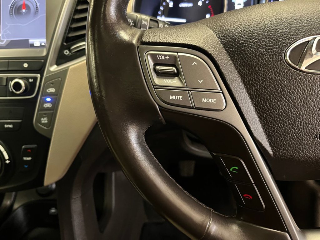 Used Hyundai Santa Fe 2016 for sale - 76454493: Photo 15