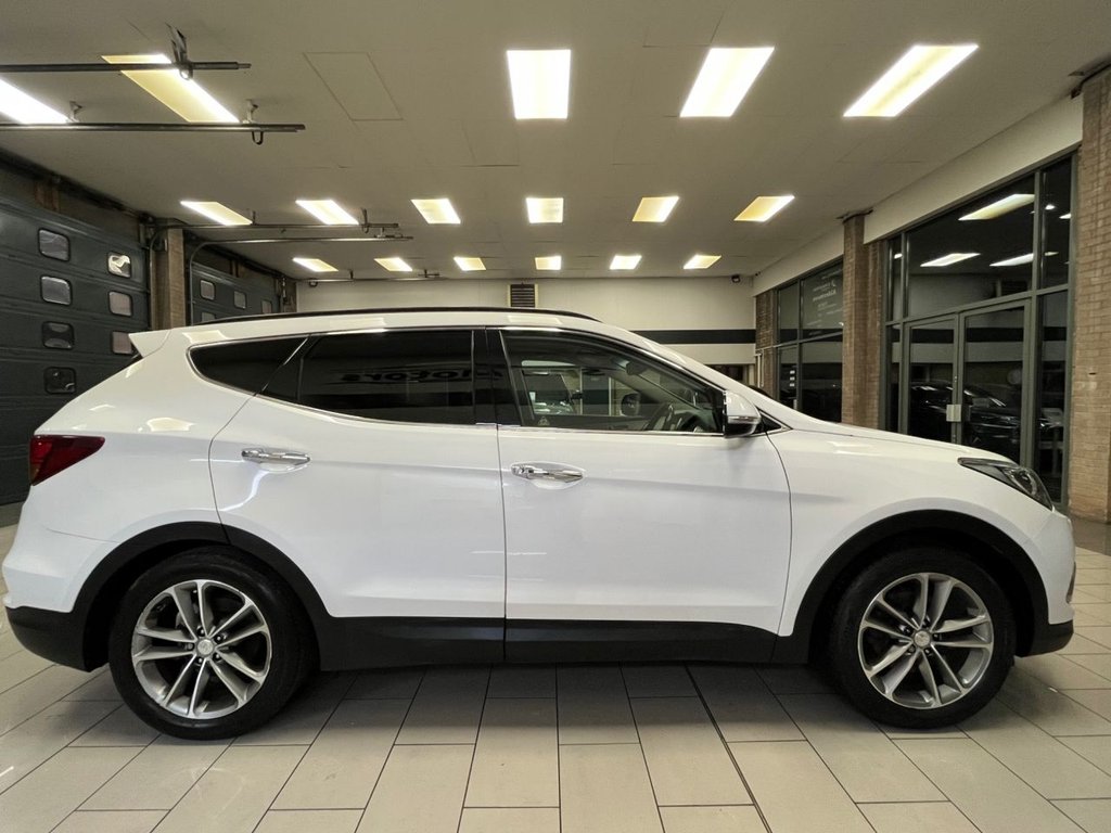 Used Hyundai Santa Fe 2016 for sale - 76454493: Photo 8