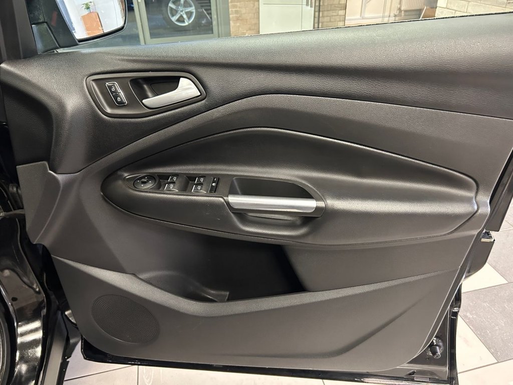 Used Ford Kuga 2015 for sale - 76821115: Photo 11