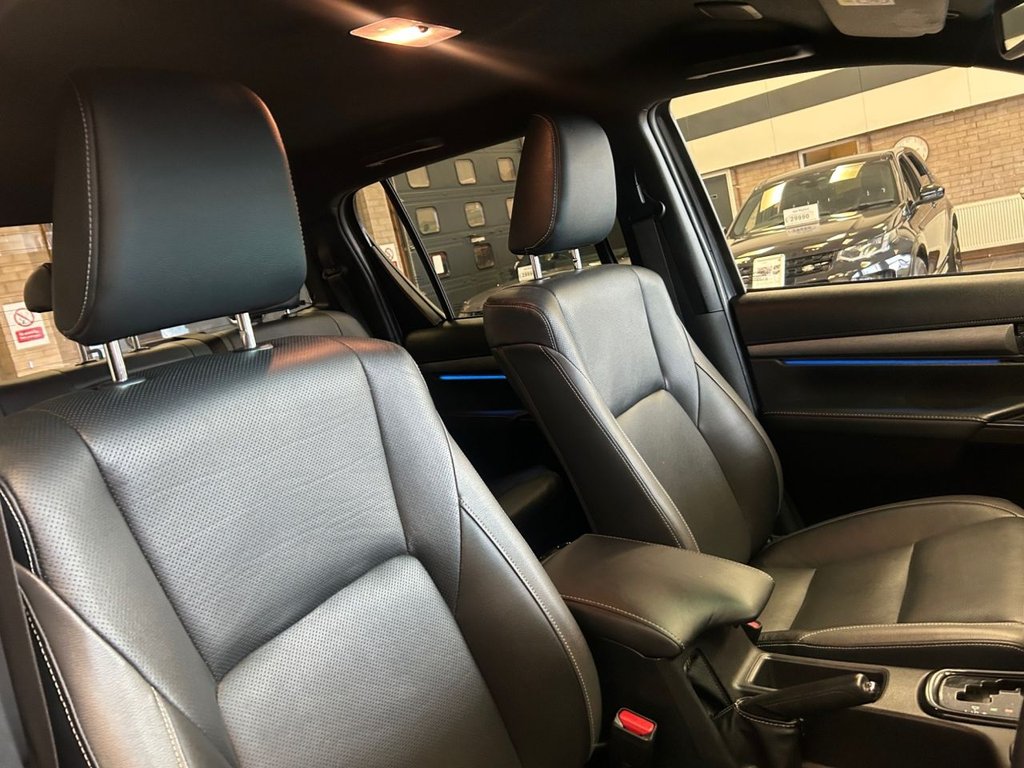 Used Toyota Hilux 2023 for sale - 76934857: Photo 12