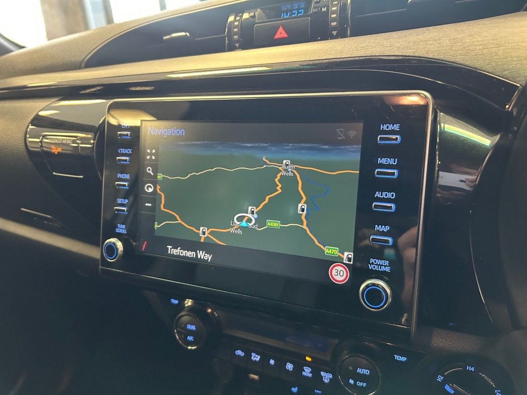 Used Toyota Hilux 2023 for sale - 76934857: Photo 18