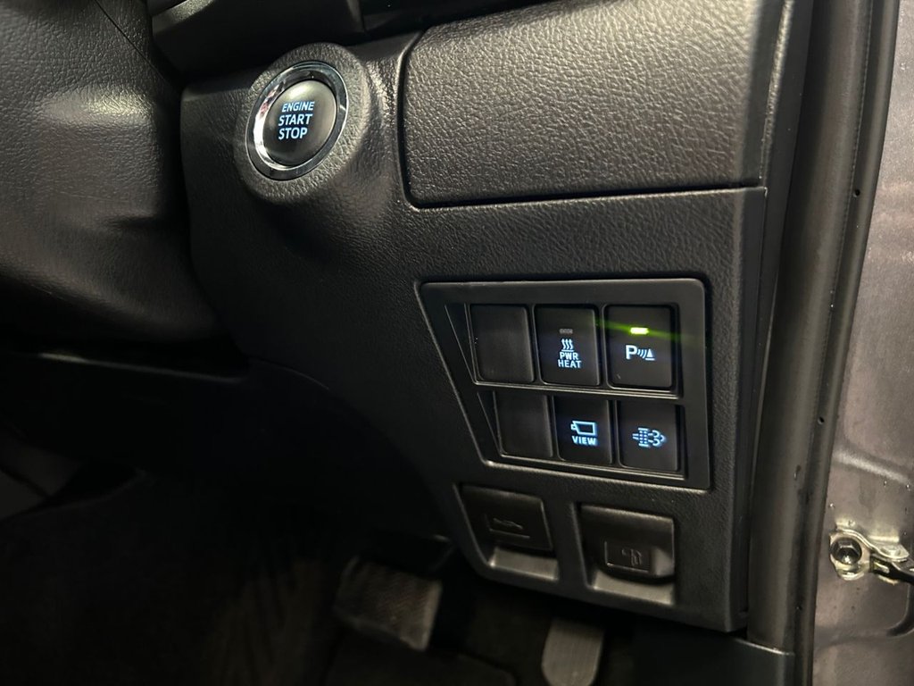 Used Toyota Hilux 2023 for sale - 76934857: Photo 20