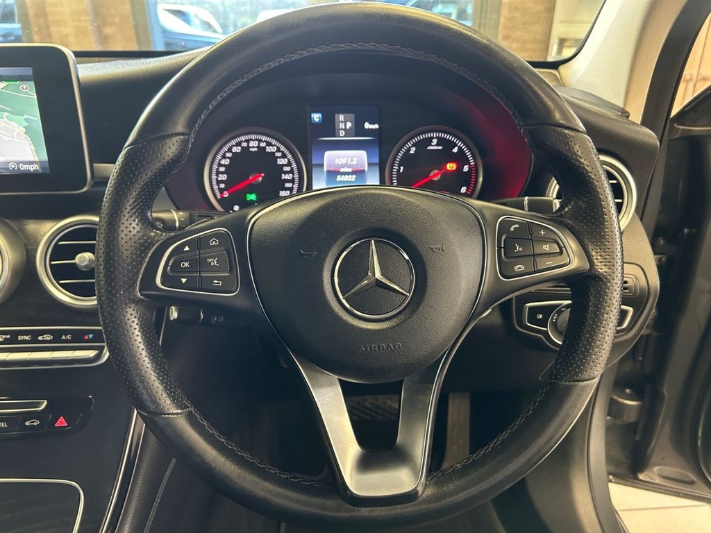 Used Mercedes-Benz GLC 2019 for sale - 76739937: Photo 15