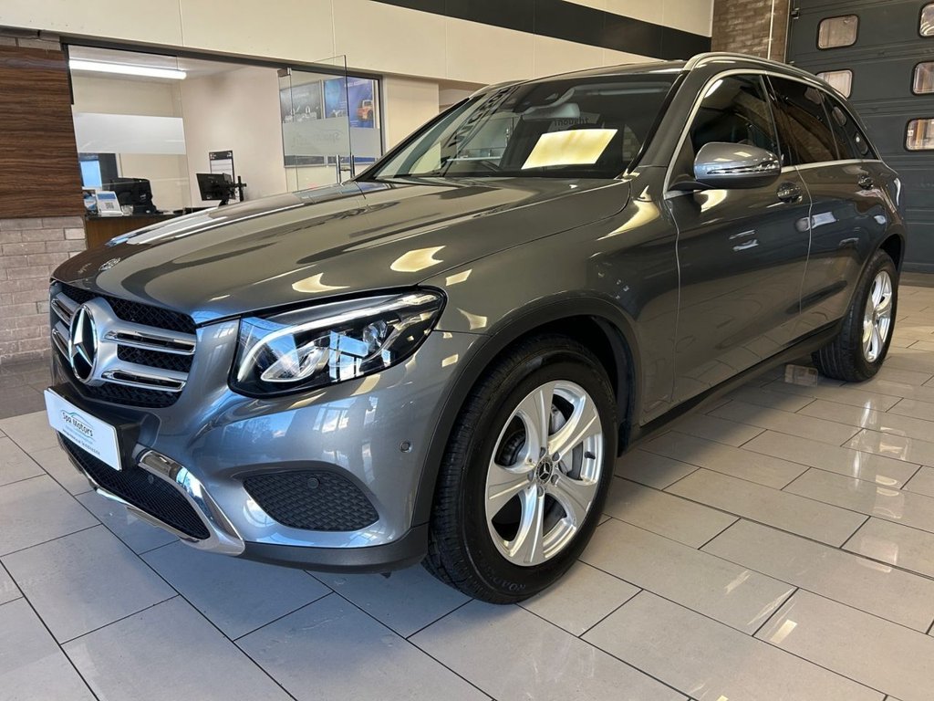 Used Mercedes-Benz GLC 2019 for sale - 76739937: Photo 3