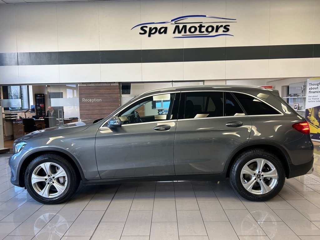 Used Mercedes-Benz GLC 2019 for sale - 76739937: Photo 4