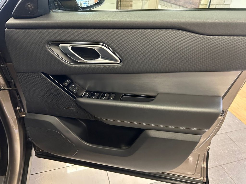 Used Land Rover Range Rover Velar 2019 for sale - 76985751: Photo 10