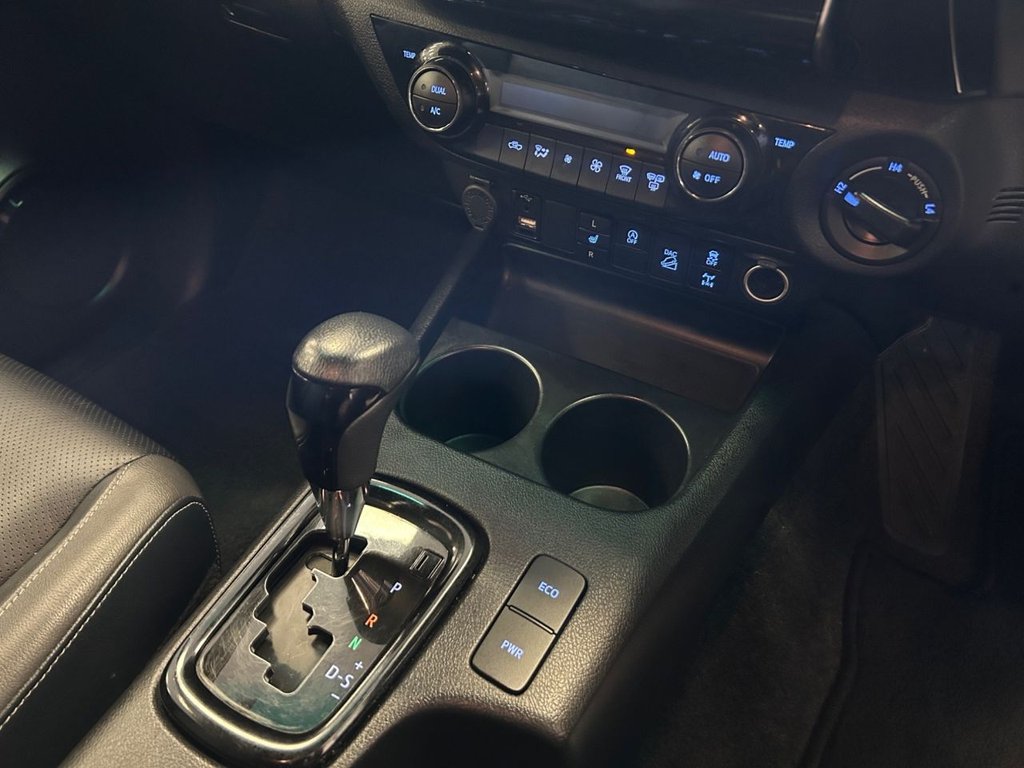 Used Toyota Hilux 2023 for sale - 76973385: Photo 15