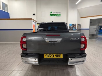 Used Toyota Hilux 2023 for sale - 76406379: Photo