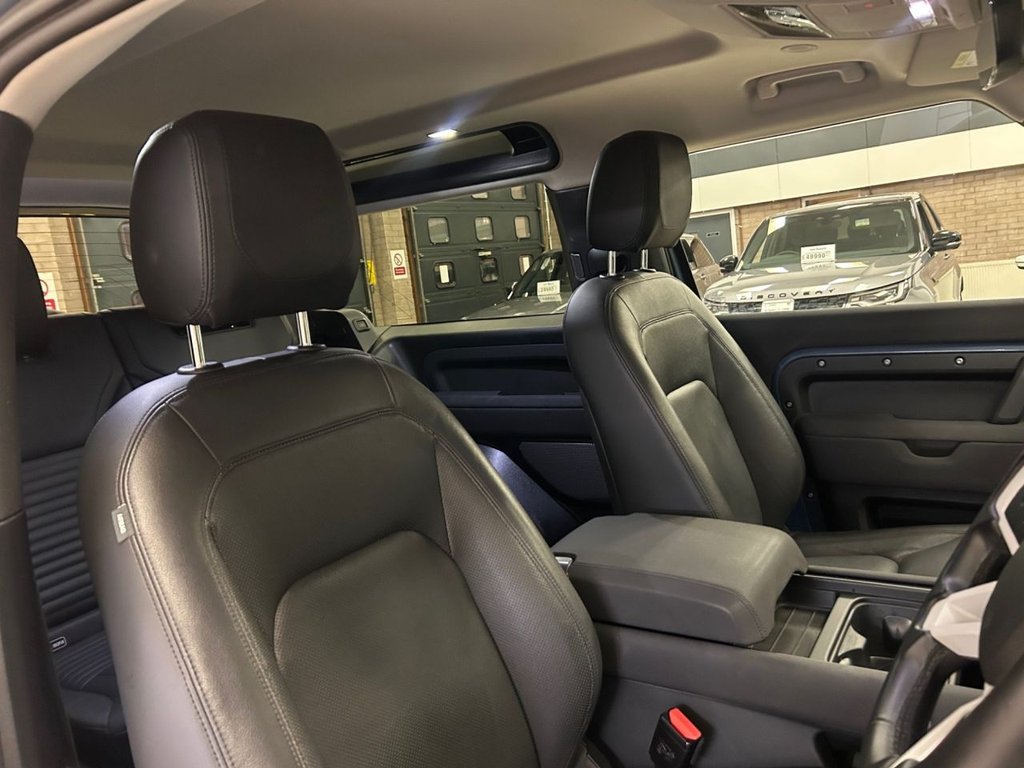 Used Land Rover Defender 2023 for sale - 77262941: Photo 11
