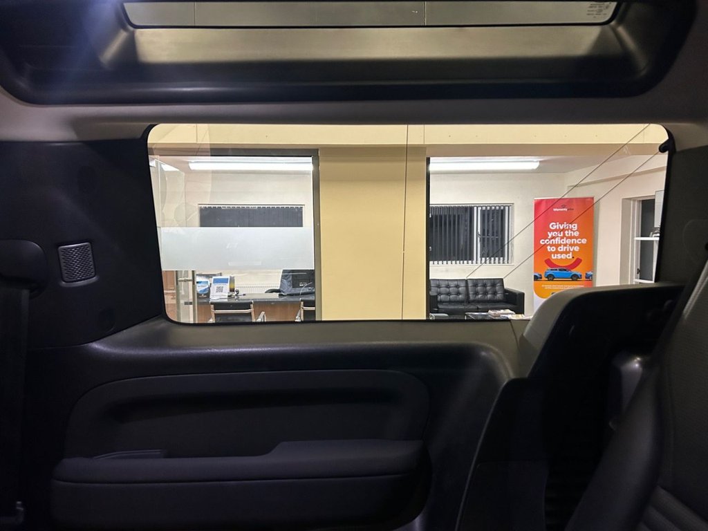 Used Land Rover Defender 2023 for sale - 77262941: Photo 29