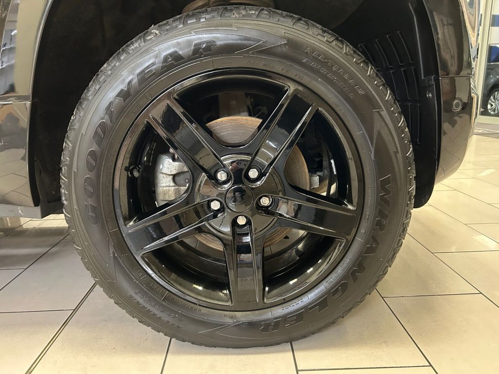 Used Land Rover Defender 2023 for sale - 77262941: Photo 9