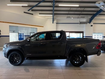 Used Toyota Hilux 2026 for sale - 77919977: Photo