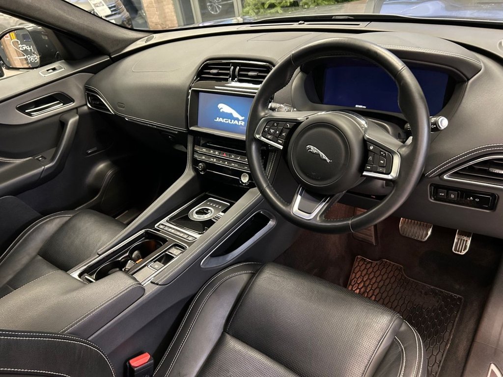 Used Jaguar F-Pace 2020 for sale - 76900305: Photo 13