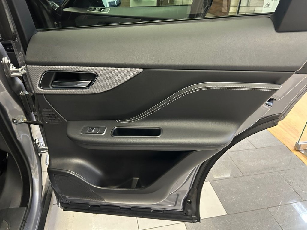 Used Jaguar F-Pace 2020 for sale - 76900305: Photo 14