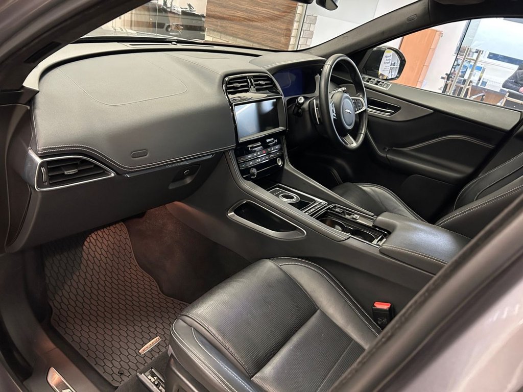 Used Jaguar F-Pace 2020 for sale - 76900305: Photo 28