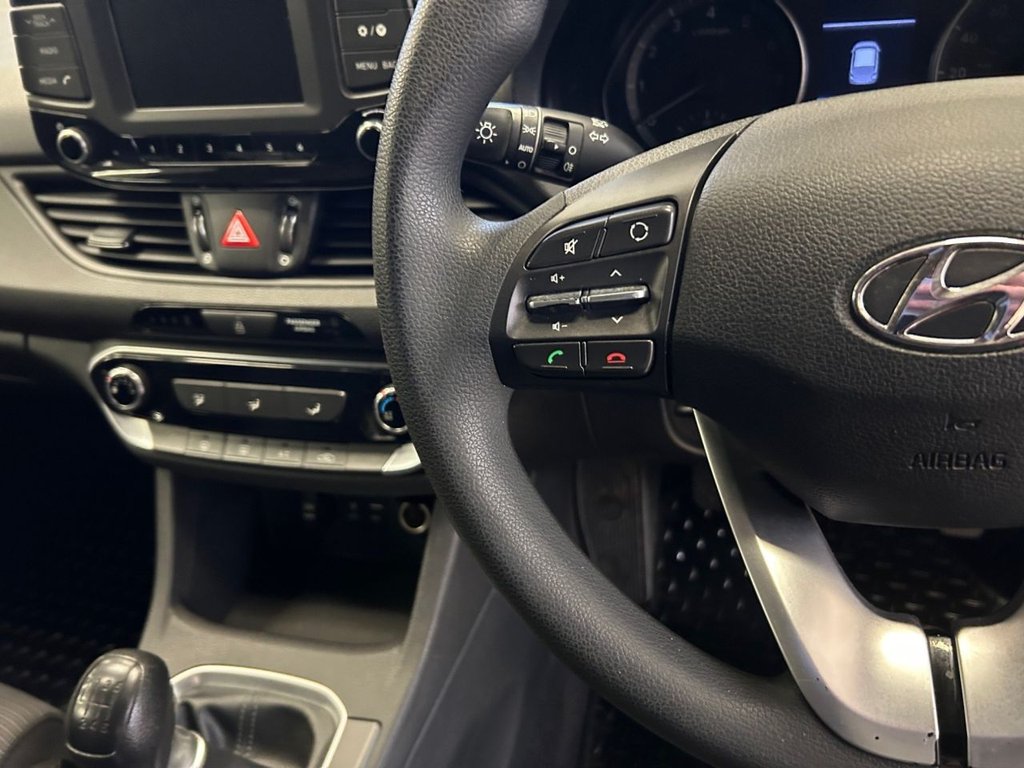 Used Hyundai i30 2017 for sale - 76798146: Photo 14