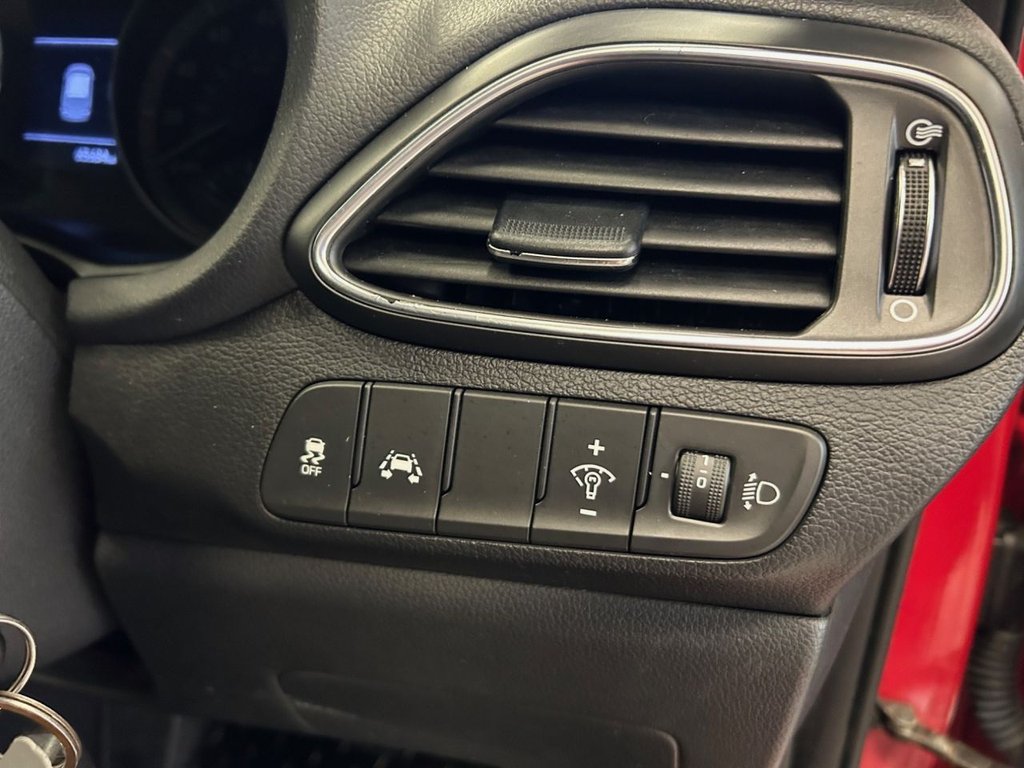 Used Hyundai i30 2017 for sale - 76798146: Photo 16