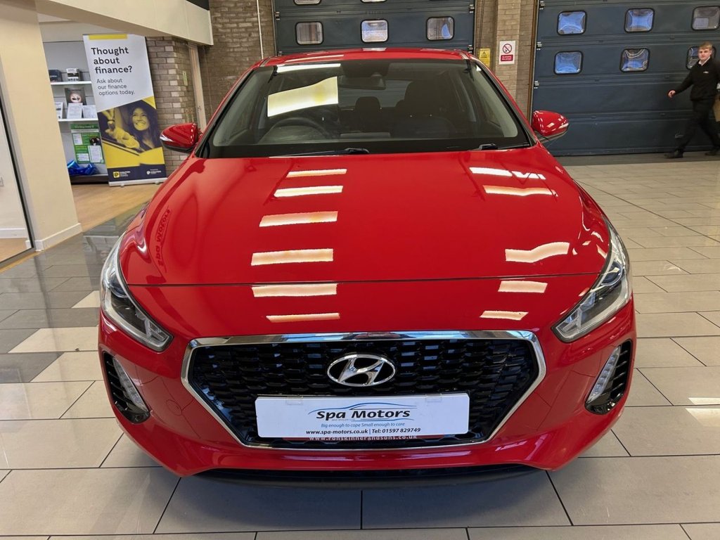 Used Hyundai i30 2017 for sale - 76798146: Photo 2