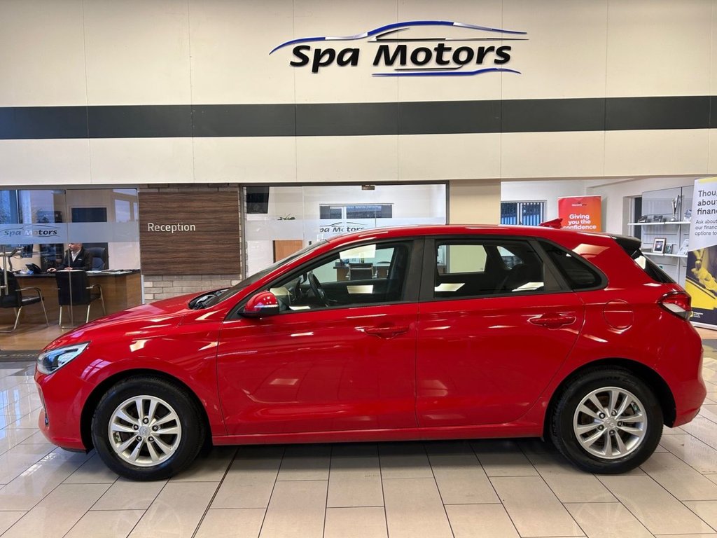 Used Hyundai i30 2017 for sale - 76798146: Photo 4