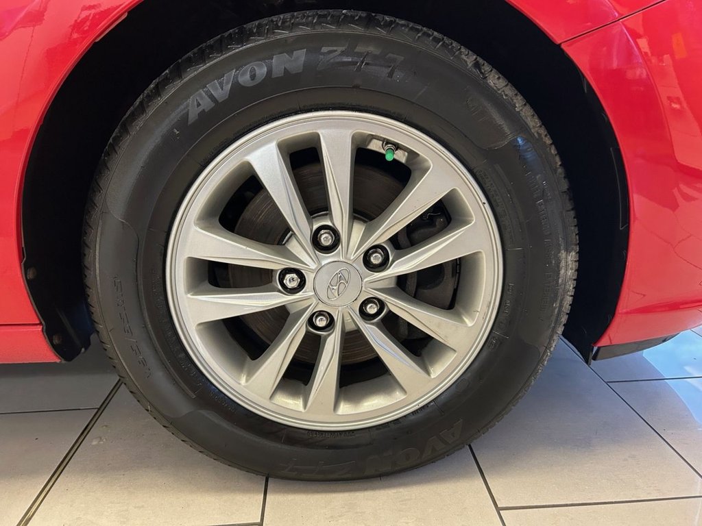 Used Hyundai i30 2017 for sale - 76798146: Photo 9