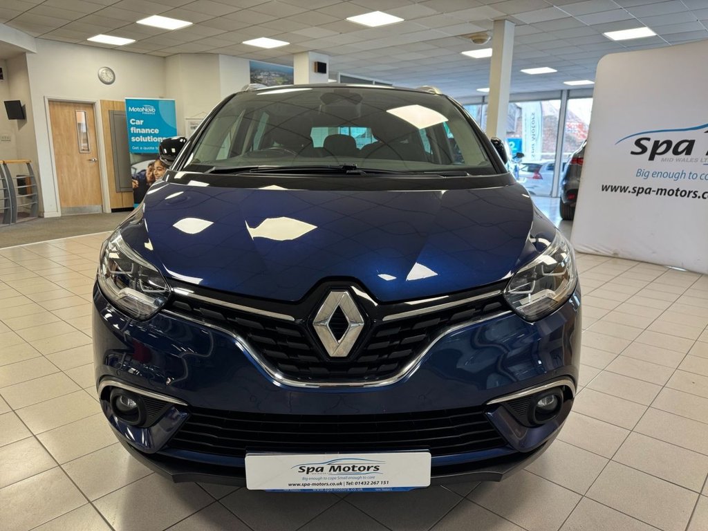 Used Renault Grand Scenic 2017 for sale - 78110397: Photo 2