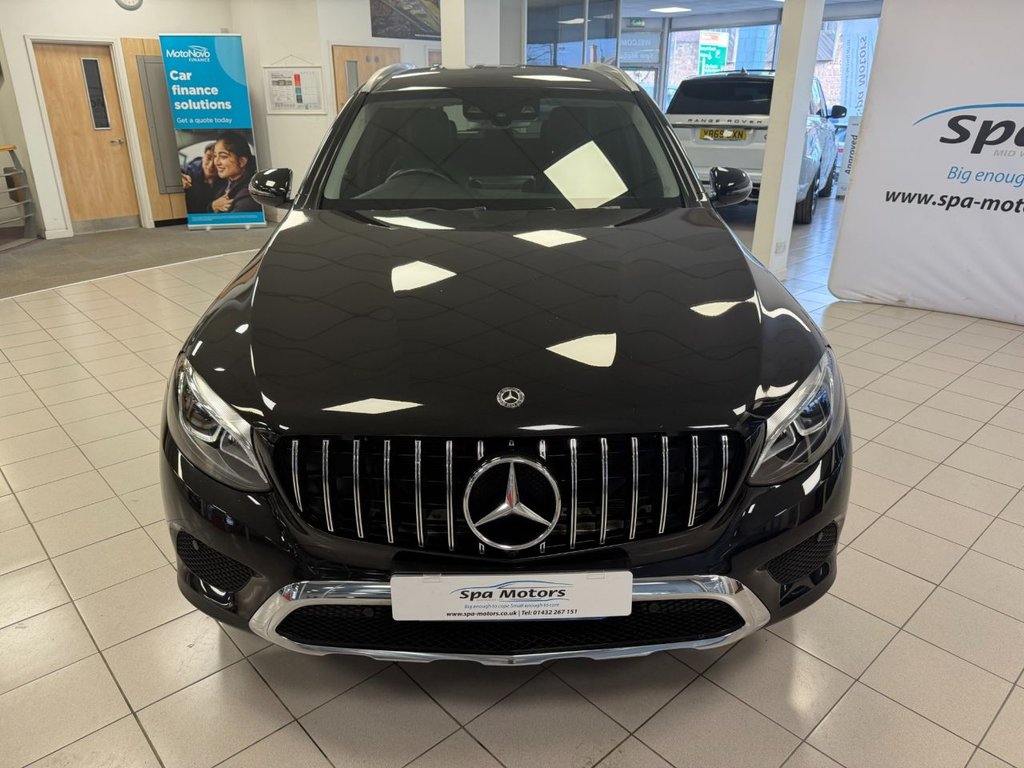 Used Mercedes-Benz GLC 2018 for sale - 77666853: Photo 2