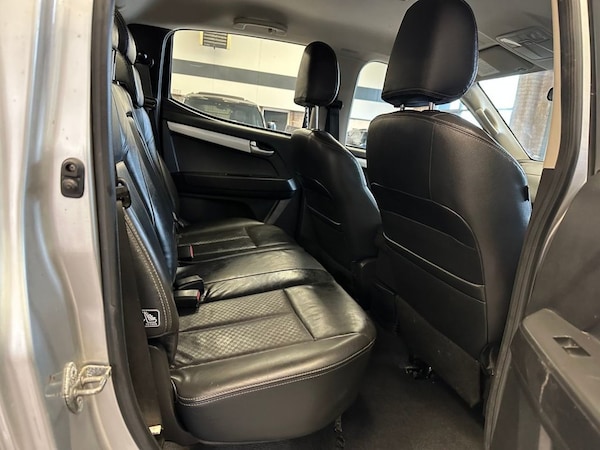 Used Isuzu D-Max 2018 for sale - 75516085: Photo 18
