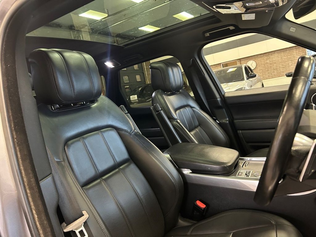 Used Land Rover Range Rover Sport 2019 for sale - 76256535: Photo 13