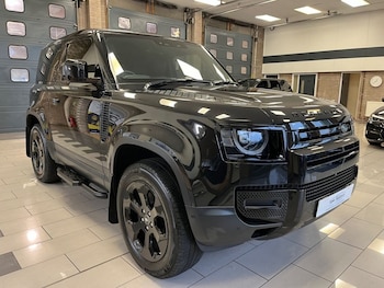 Land Rover - Defender