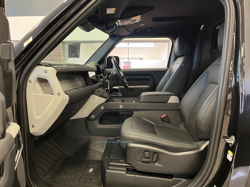 Used Land Rover Defender 2024 for sale - 76406979: Photo 20