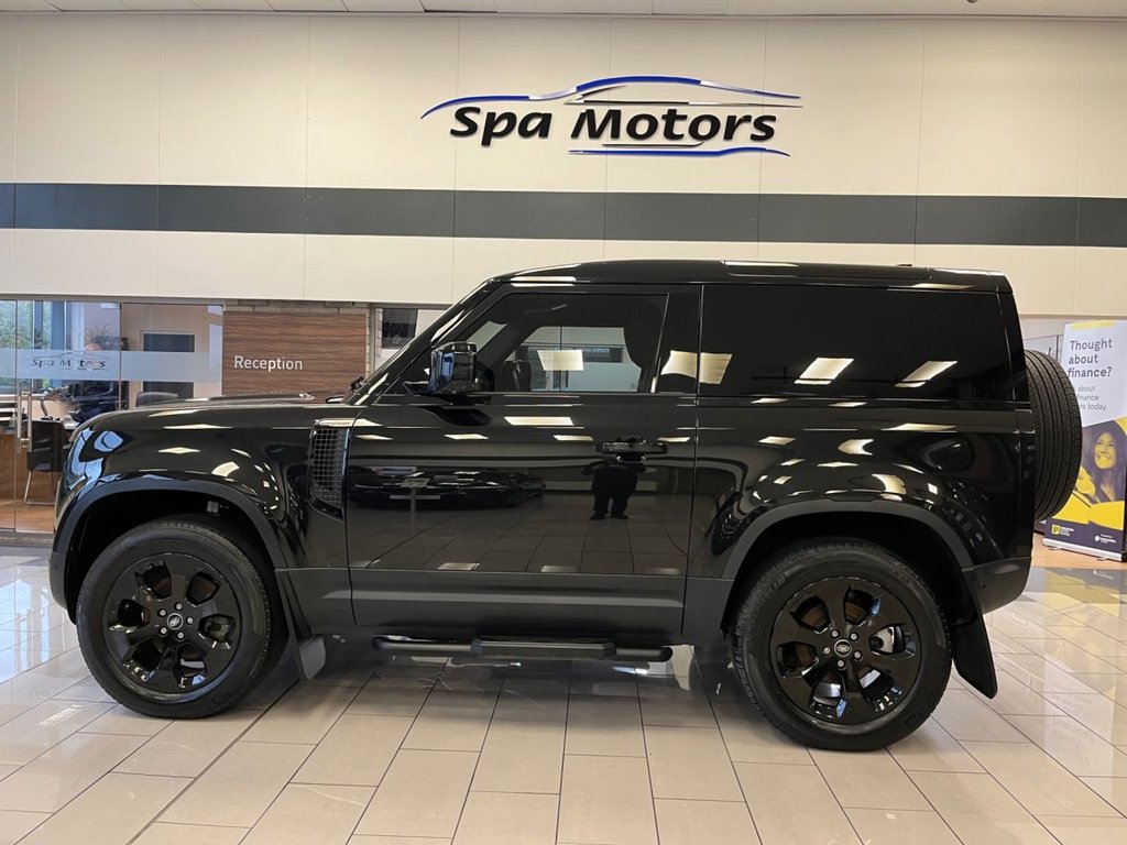 Used Land Rover Defender 2024 for sale - 76406979: Photo 4