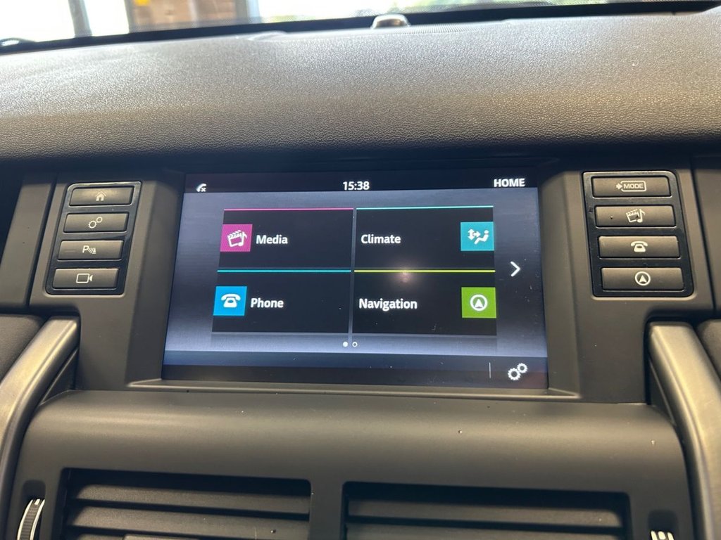 Used Land Rover Discovery Sport 2018 for sale - 76172951: Photo 11