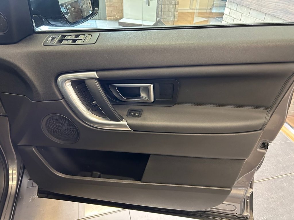 Used Land Rover Discovery Sport 2018 for sale - 76172951: Photo 23