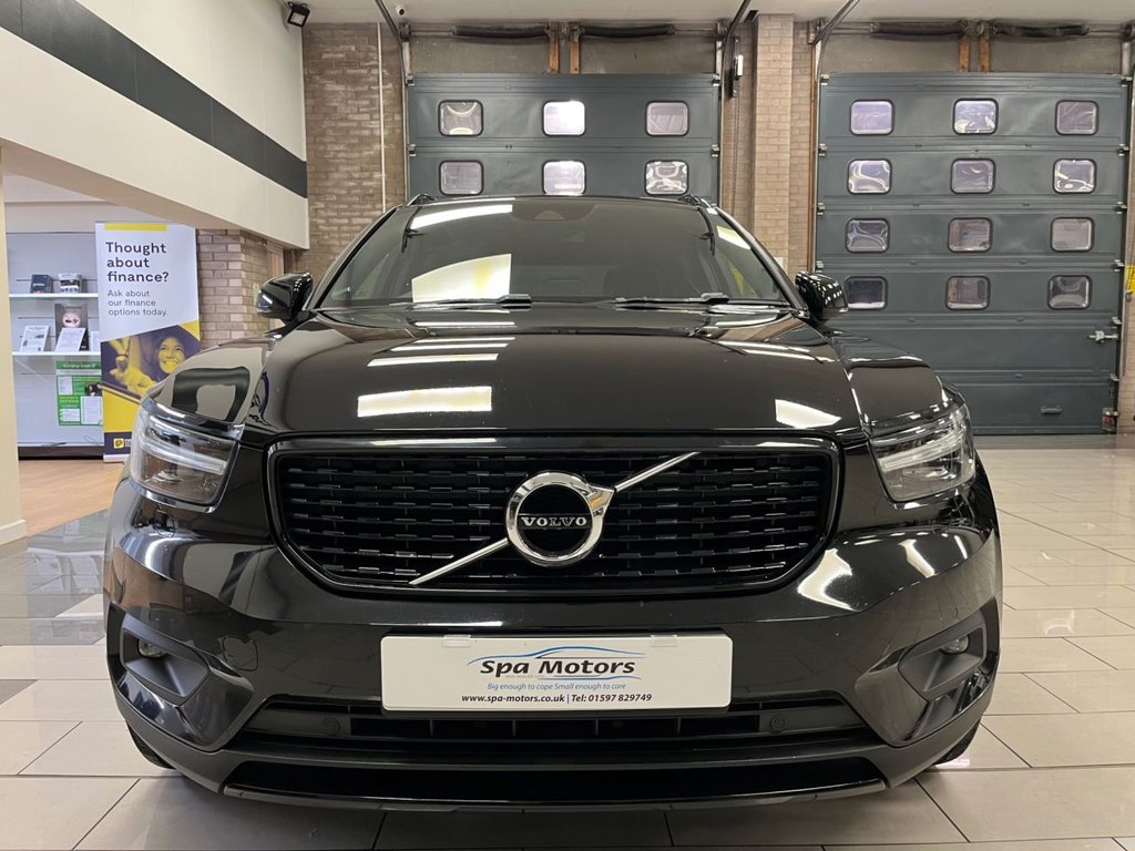 Used Volvo XC40 2018 for sale - 76481645: Photo 2
