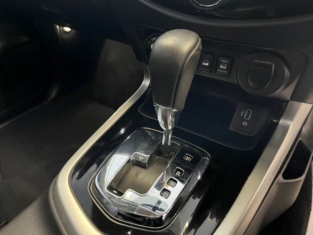 Used Nissan Navara 2021 for sale - 77849650: Photo 10