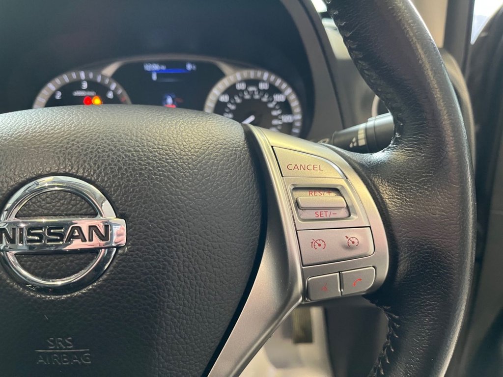 Used Nissan Navara 2021 for sale - 77849650: Photo 15