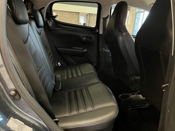 Used Peugeot 108 2015 for sale - 76163354: Photo 16