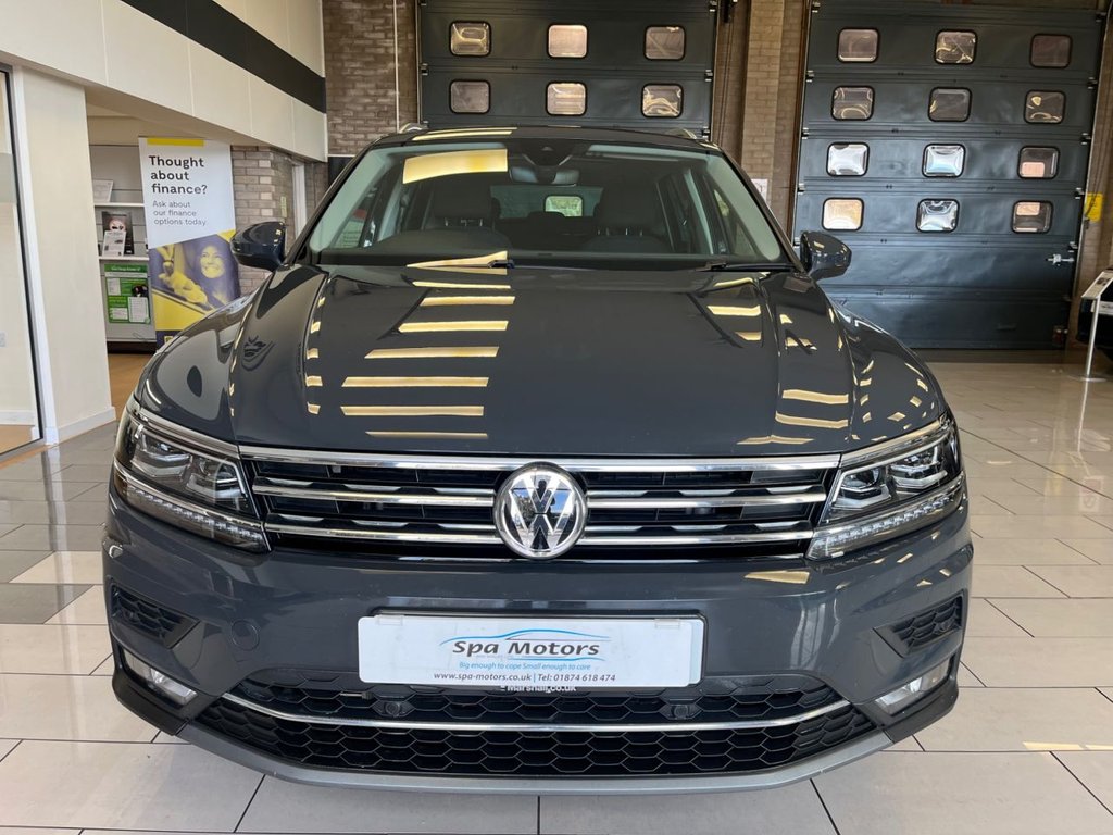 Used Volkswagen Tiguan 2018 for sale - 76210658: Photo 2