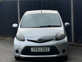 Used Toyota AYGO 2012 for sale - 78648713: Photo