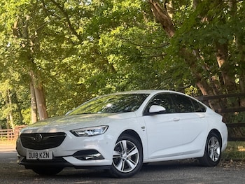 Used Vauxhall Insignia 2018 for sale - 79180750: Photo
