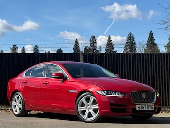 Used Jaguar XE 2017 for sale - 78635749: Photo