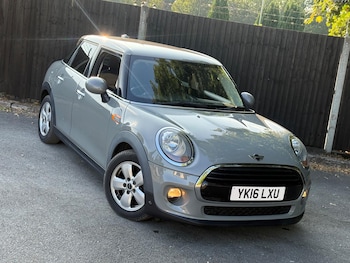 Used MINI Hatch 2016 for sale - 79317015: Photo