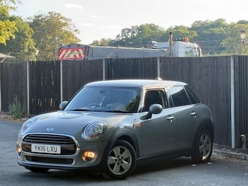 Used MINI Hatch 2016 for sale - 79317015: Photo